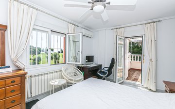 Property slide 50