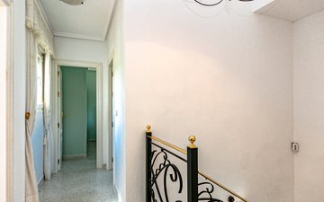 Property slide 39