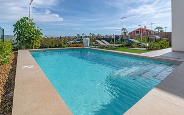 Property slide 44