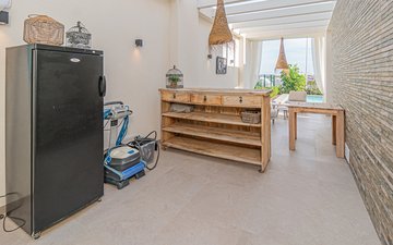 Property slide 36