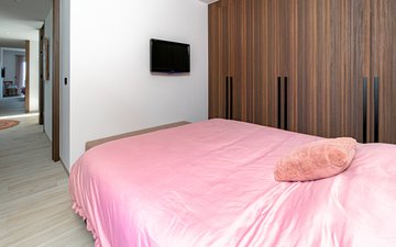 Property slide 35
