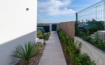 Property slide 48