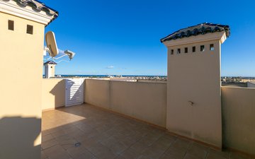 Property slide 40