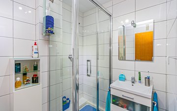 Property slide 36