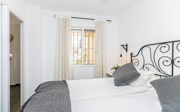 Property slide 21