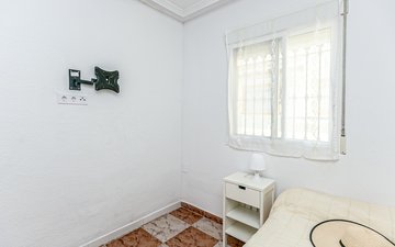 Property slide 18