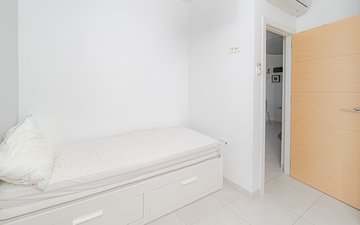 Property slide 25