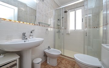 Property slide 21