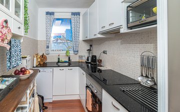 Property slide 10
