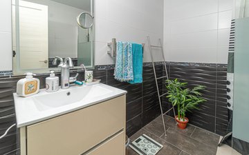 Property slide 31