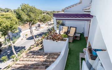 Property slide 44