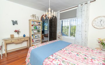 Property slide 25
