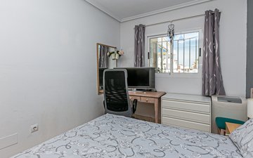 Property slide 21