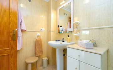 Property slide 21