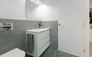 Property slide 36