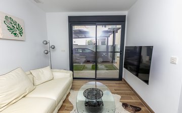 Property slide 19
