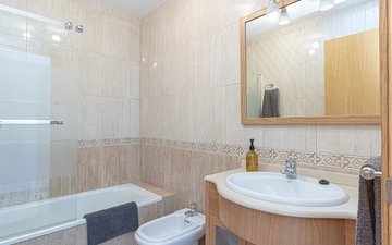 Property slide 21