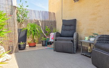 Property slide 20