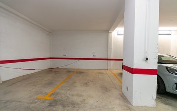 Property slide 32