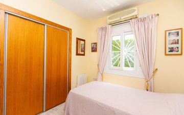 Property slide 50