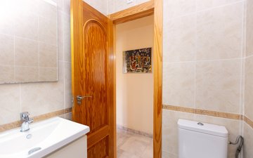 Property slide 48