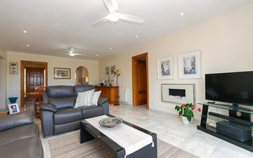 Property slide 20