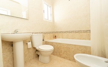 Property slide 21