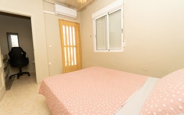 Property slide 20