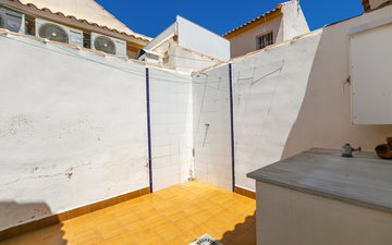 Property slide 21
