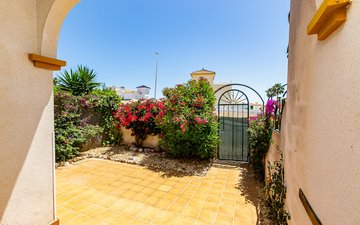 Property slide 44