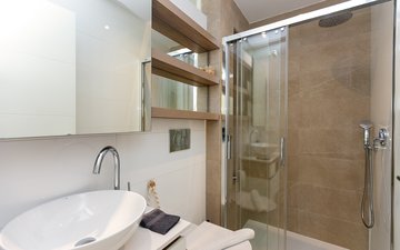Property slide 31