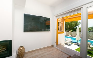 Property slide 12