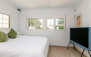 Property slide 22