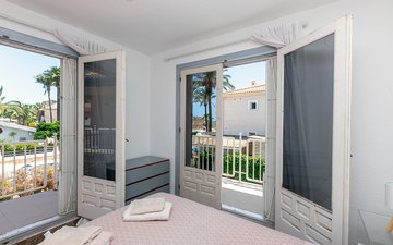 Property slide 31