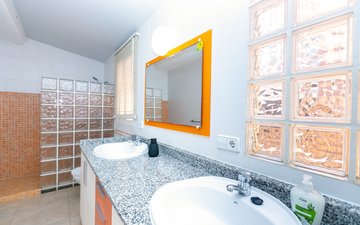 Property slide 25