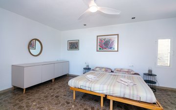 Property slide 46