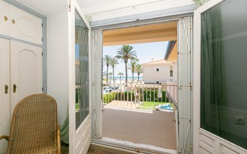Property slide 44