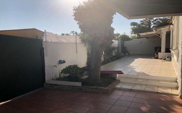 Property slide 17