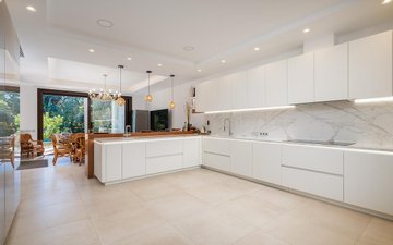 Property slide 7