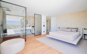Property slide 18