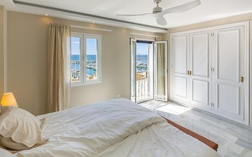 Property slide 10
