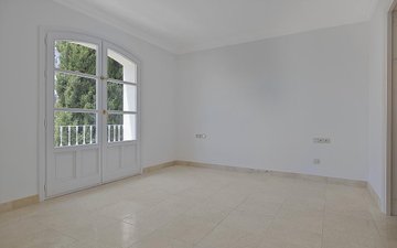 Property slide 7