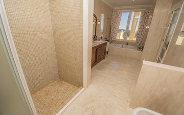 Property slide 14