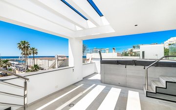 Property slide 18