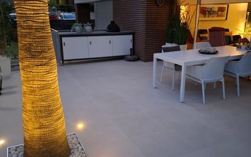 Property slide 31