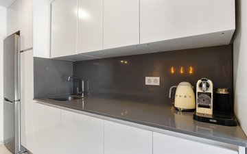 Property slide 17