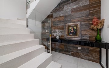 Property slide 22