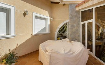 Property slide 39