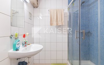 Property slide 30