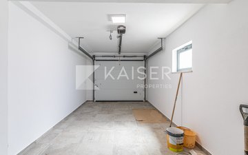 Property slide 32